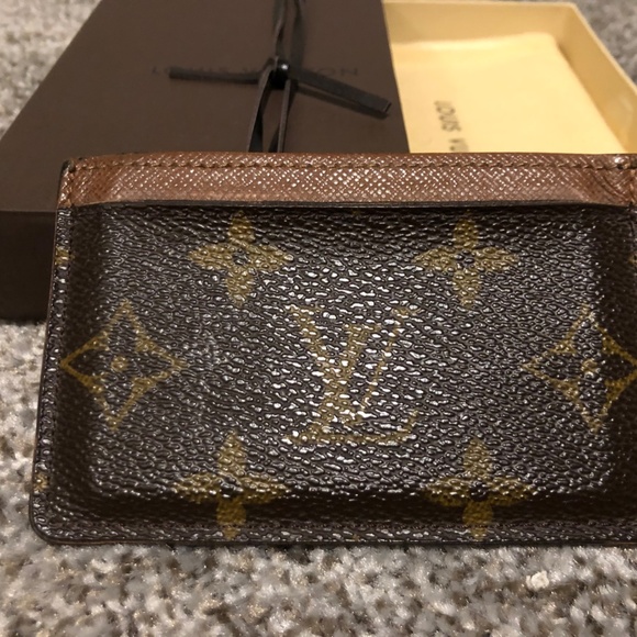 Louis Vuitton Monogram Card Holder - Picture 2 of 7